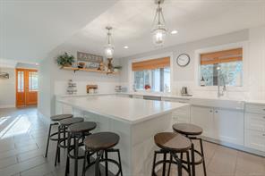 1035 Briarwood Cres — listing photo 15 of 72