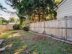 595 Delora Dr — listing photo 18 of 40