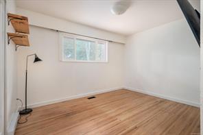 705 Carr Blvd — listing photo 19 of 36