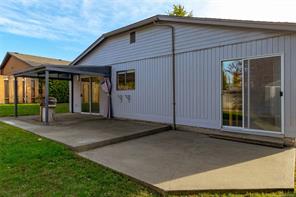 846 Pepin Cres — listing photo 30 of 39