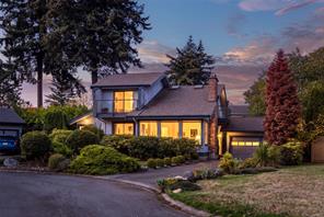 4246 Maimie Pl, Saanich