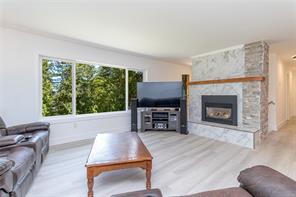 1135 Braithwaite Dr — listing photo 14 of 68