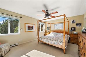 1910 Swartz Bay Rd — listing photo 22 of 41