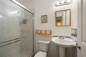 1910 Swartz Bay Rd — listing photo 39 of 41