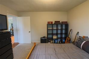 363 Englewood Dr — listing photo 22 of 41