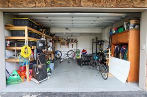 363 Englewood Dr — listing photo 27 of 41