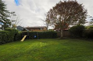 363 Englewood Dr — listing photo 30 of 41