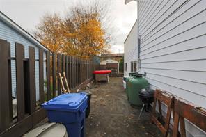 363 Englewood Dr — listing photo 35 of 41