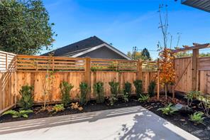 11-2590 Penrhyn St — listing photo 59 of 70