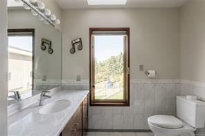 11027 Greenpark Dr — listing photo 23 of 60