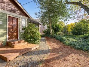 1882 Neil St — listing photo 25 of 42