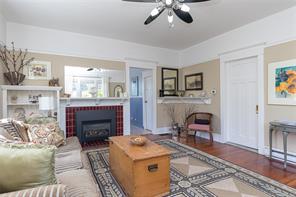 4014 Holland Ave — listing photo 15 of 67