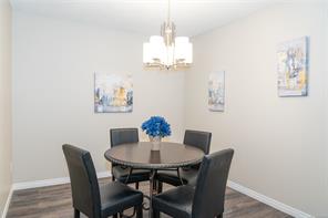 105-835 Selkirk Ave — listing photo 18 of 44
