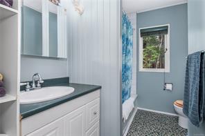 2691 Campbell River Rd — listing photo 23 of 65