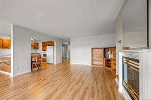 104-2970 Cliffe Ave — listing photo 16 of 82