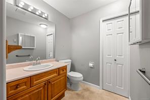 104-2970 Cliffe Ave — listing photo 27 of 82