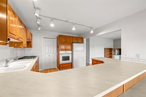 104-2970 Cliffe Ave — listing photo 74 of 82
