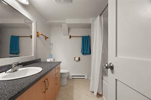 1230 Hillside Ave — listing photo 18 of 25