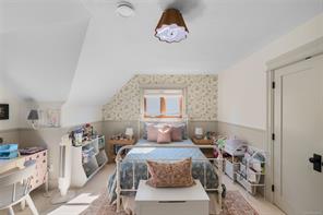964 Newport Ave — listing photo 26 of 47