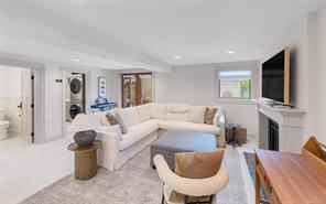 964 Newport Ave — listing photo 30 of 47