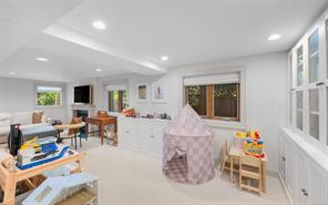 964 Newport Ave — listing photo 32 of 47