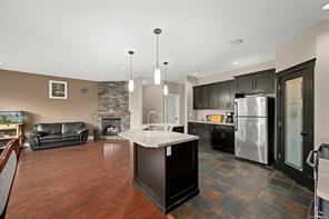 2644 Kendal Ave — listing photo 18 of 98