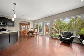 2644 Kendal Ave — listing photo 36 of 98