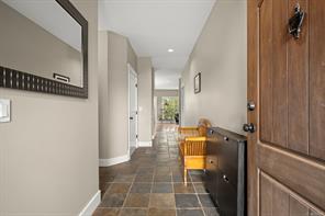 2644 Kendal Ave — listing photo 37 of 98