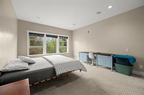 2644 Kendal Ave — listing photo 40 of 98