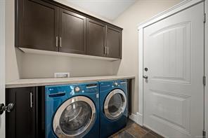 2644 Kendal Ave — listing photo 47 of 98