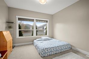 2644 Kendal Ave — listing photo 50 of 98