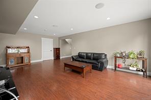 2644 Kendal Ave — listing photo 60 of 98