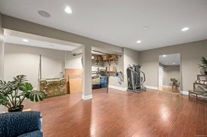 2644 Kendal Ave — listing photo 62 of 98