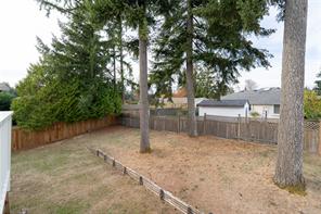 5141 Kaitlyns Way — listing photo 17 of 61