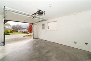 5141 Kaitlyns Way — listing photo 33 of 61