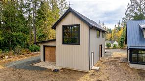 1195 Evergreen Way — listing photo 17 of 19