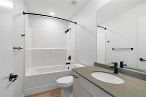 504-2465 Gateway Rd — listing photo 22 of 48