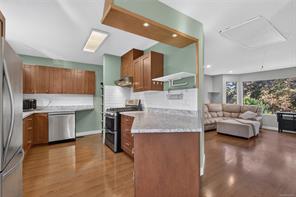 7115 Wallace Dr, Central Saanich