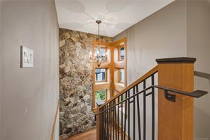 5025 Hinrich View — listing photo 69 of 98