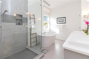 672 Mill Bay Pl — listing photo 33 of 65