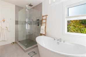 672 Mill Bay Pl — listing photo 35 of 65