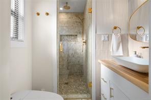 988 Monterey Ave — listing photo 20 of 50