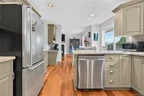 1123 Zeballos Dr — listing photo 18 of 64