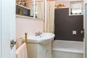 510 Walter Ave — listing photo 19 of 35