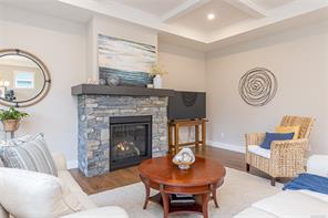 281 Bramble St — listing photo 20 of 67