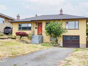 915 Inskip St, Esquimalt