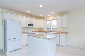 87 Bridgewater Lane — listing photo 20 of 58