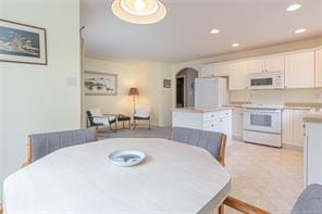87 Bridgewater Lane — listing photo 24 of 58