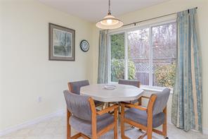 87 Bridgewater Lane — listing photo 25 of 58