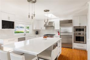 4596 Bonnieview Pl — listing photo 18 of 66